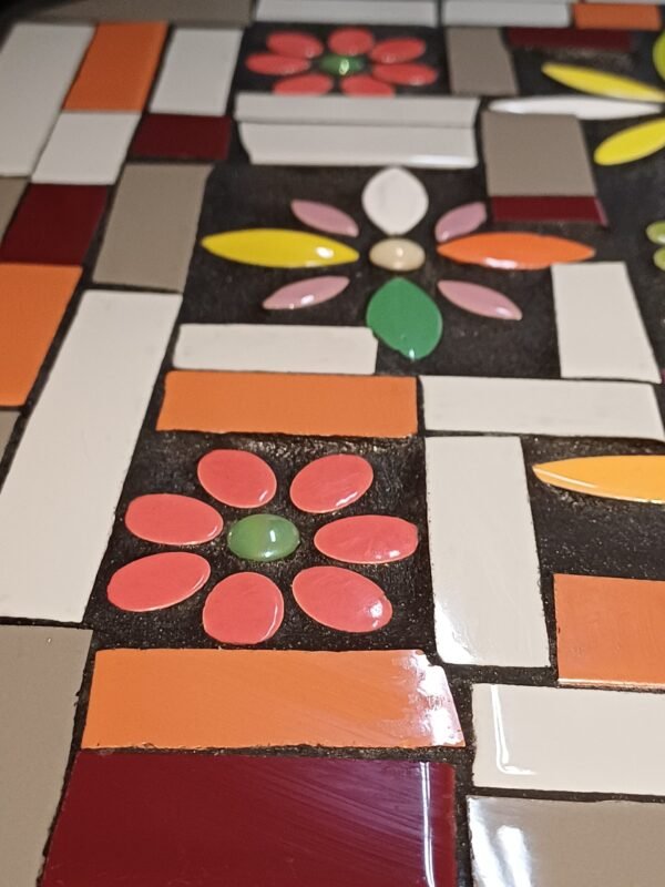 Cool retro table - Image 6