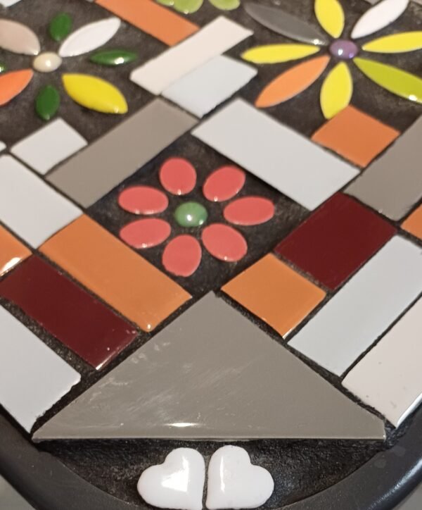 Cool retro table - Image 5