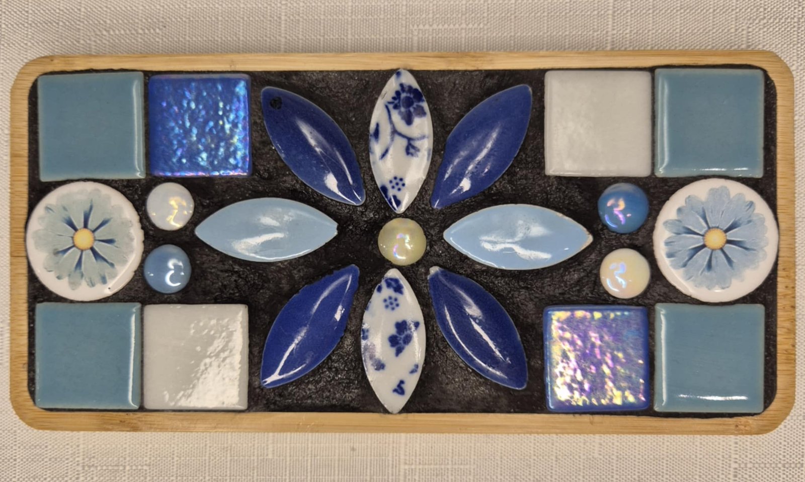 Tray