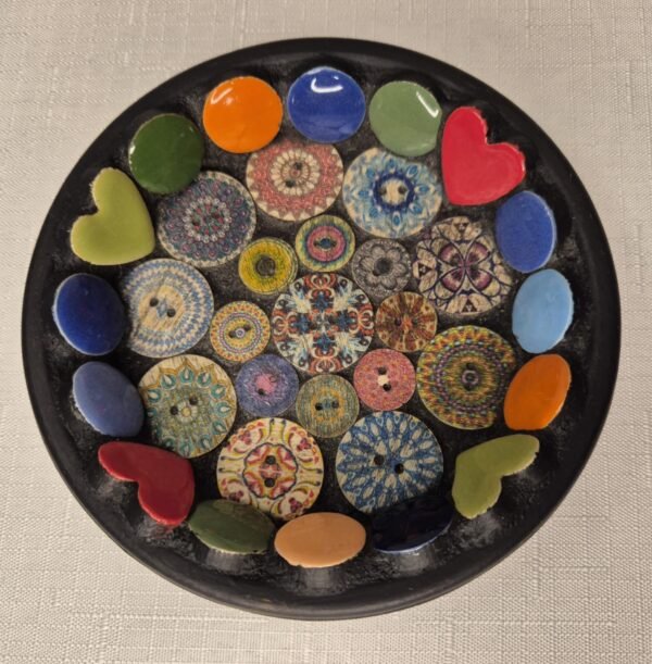 Button dish
