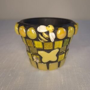 Small bee pot