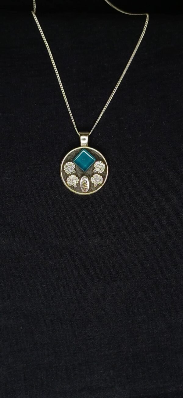 Pendant