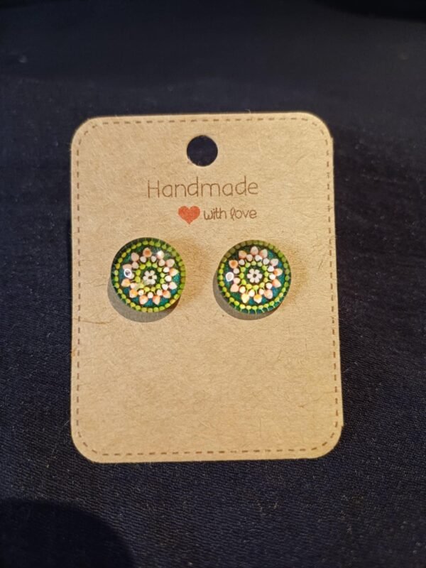 Mandala studs