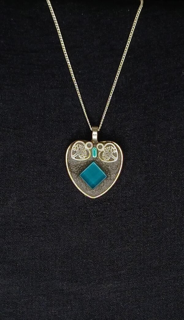Pendant