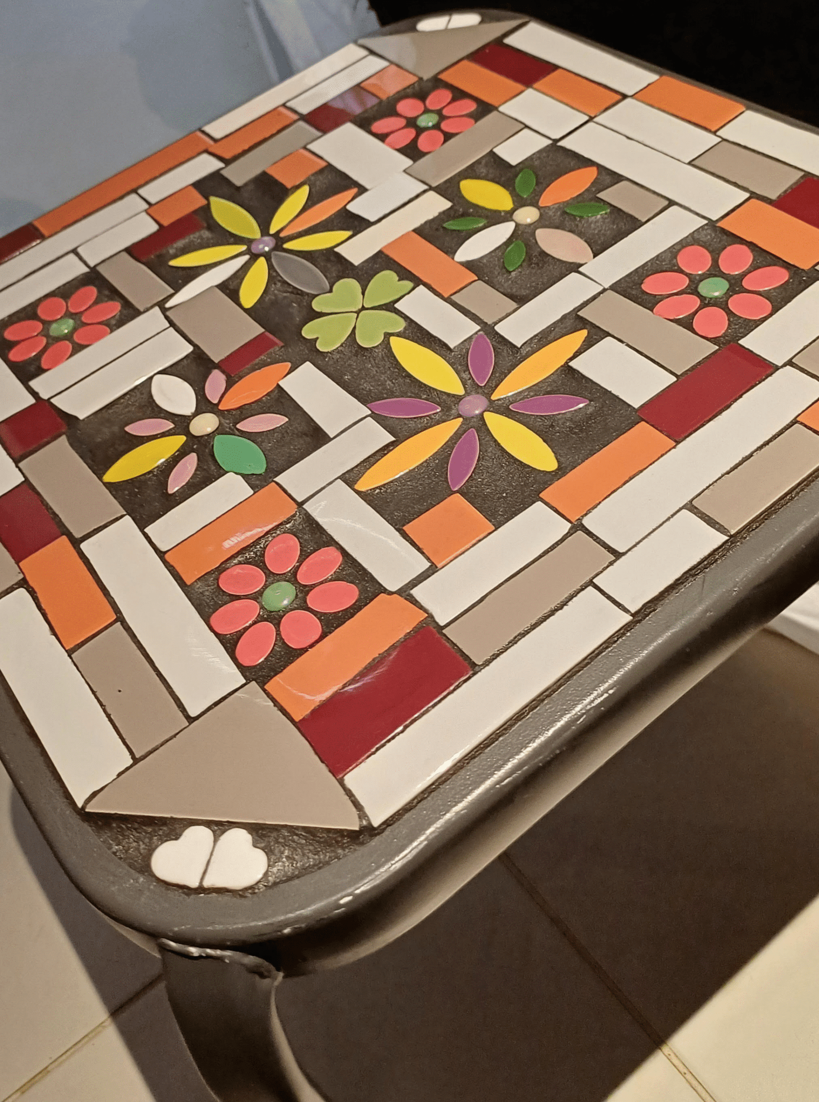 Cool retro table